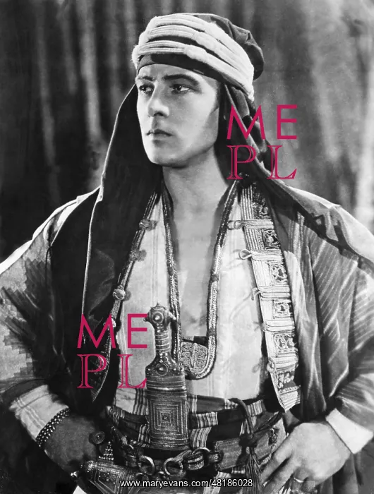 : Rudolpho Valentino : Rudolpho Valentino