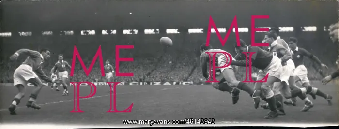 : Rugby - Soccer : Rugby - Soccer