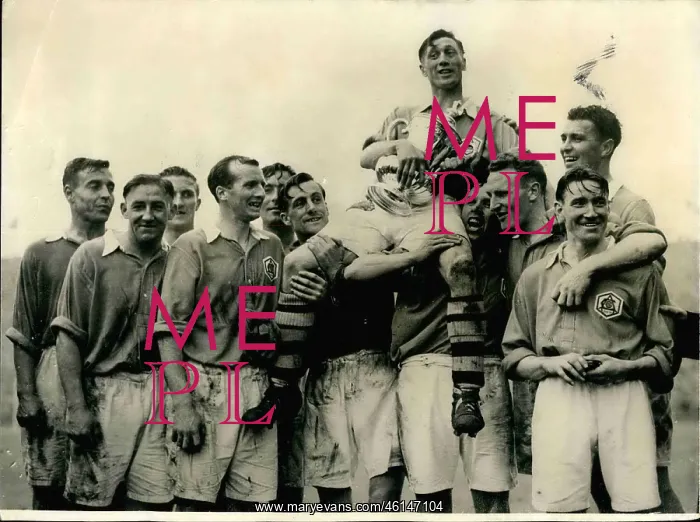 : Rugby - Soccer : Rugby - Soccer