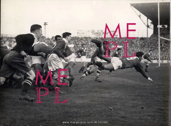 : Rugby - Soccer : Rugby - Soccer