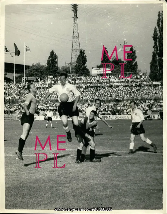 : Rugby - Soccer : Rugby - Soccer