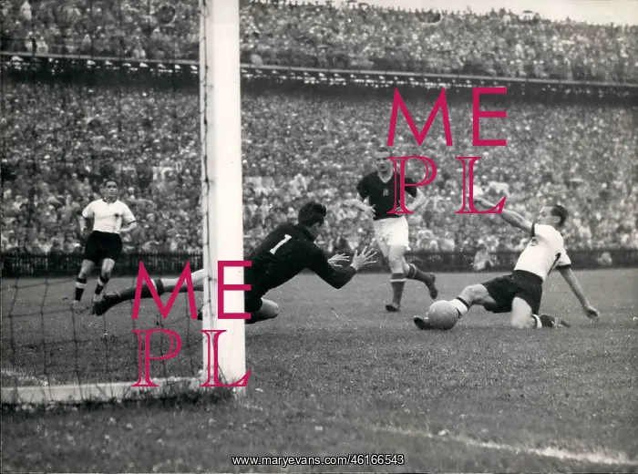 : Rugby - Soccer : Rugby - Soccer