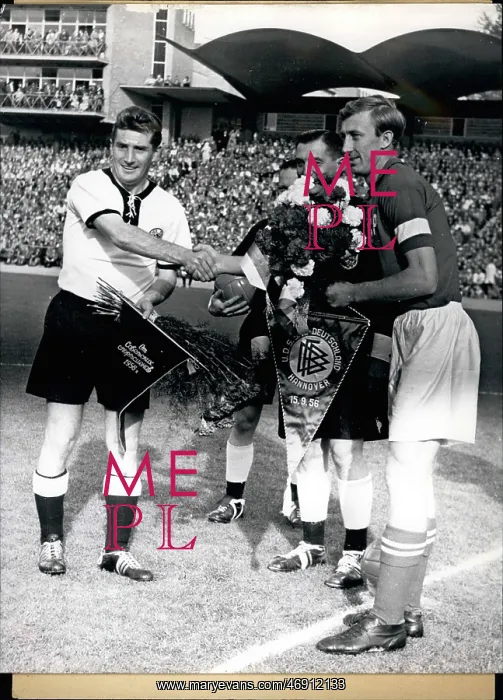 : Rugby - Soccer : Rugby - Soccer