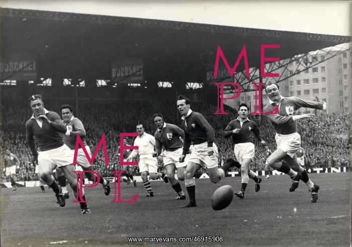 : Rugby - Soccer : Rugby - Soccer