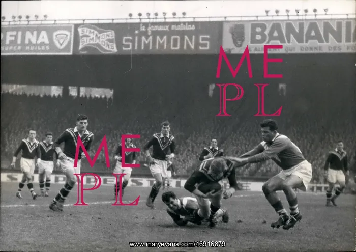 : Rugby - Soccer : Rugby - Soccer