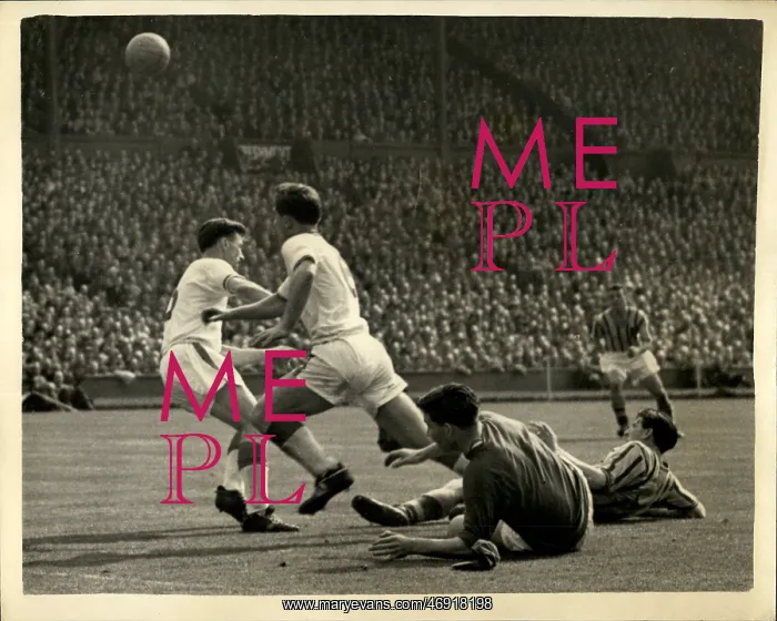 : Rugby - Soccer : Rugby - Soccer