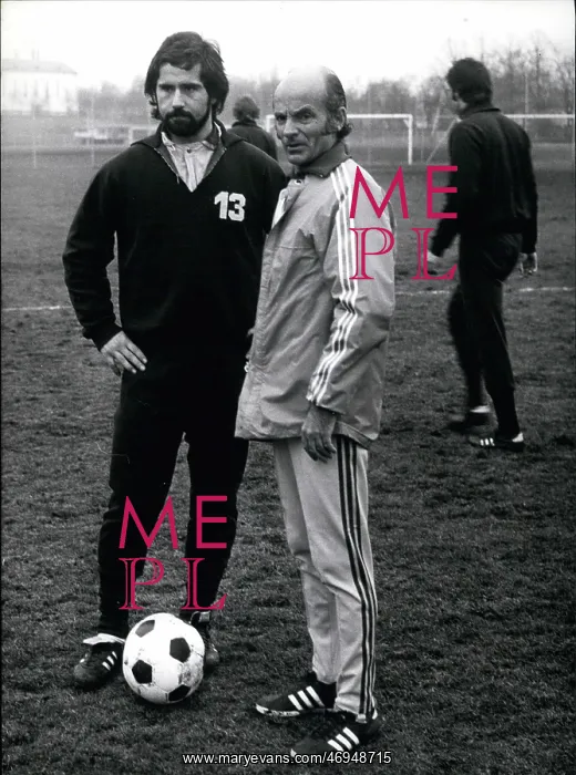 : Rugby - Soccer : Rugby - Soccer