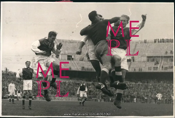 : Rugby - Soccer : Rugby - Soccer