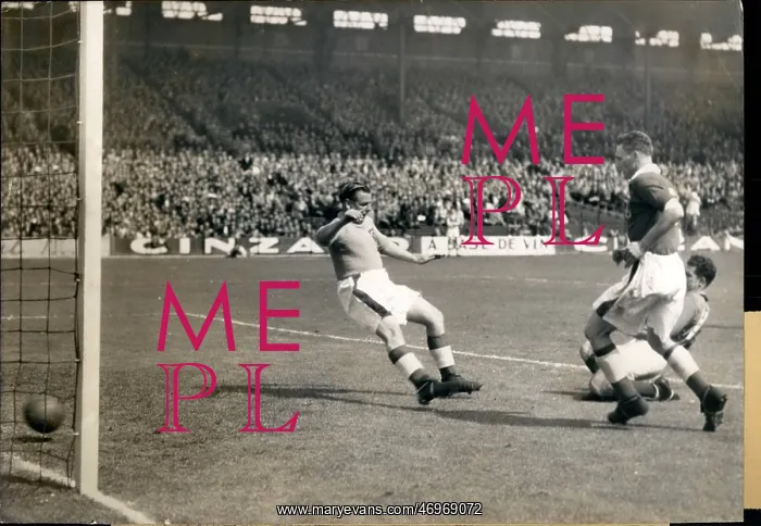 : Rugby - Soccer : Rugby - Soccer