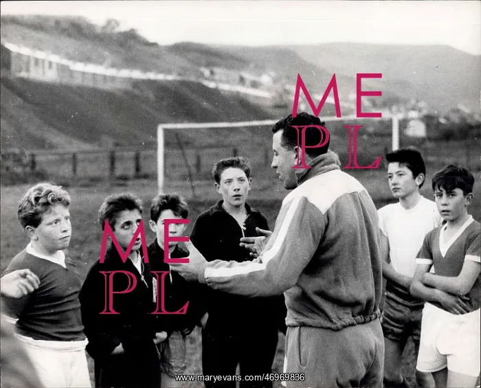 : Rugby - Soccer : Rugby - Soccer