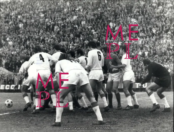: Rugby - Soccer : Rugby - Soccer
