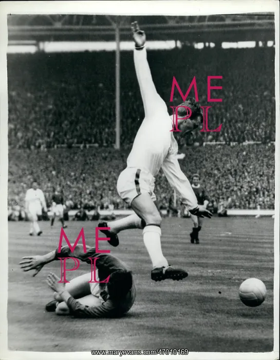 : Rugby - Soccer : Rugby - Soccer