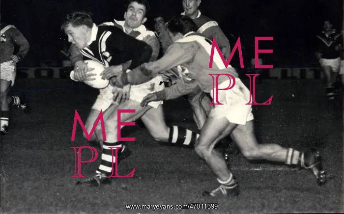 : Rugby - Soccer : Rugby - Soccer