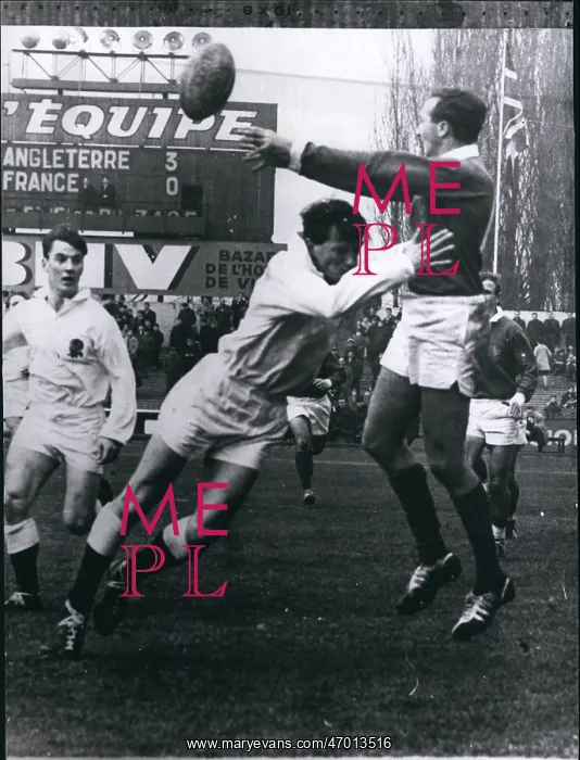 : Rugby - Soccer : Rugby - Soccer