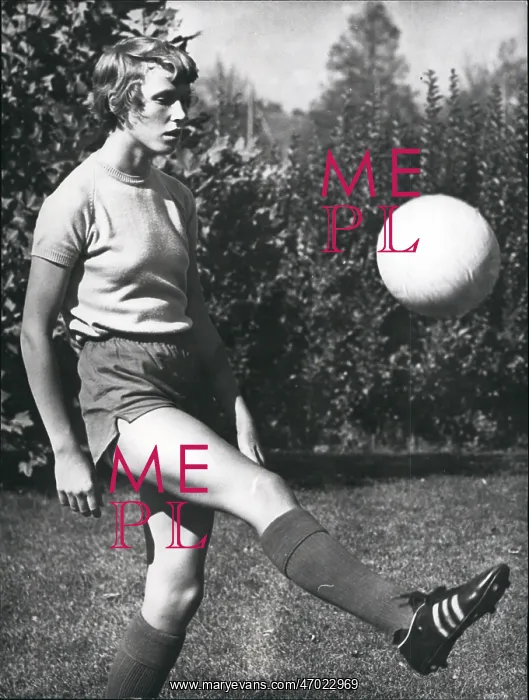 : Rugby - Soccer : Rugby - Soccer