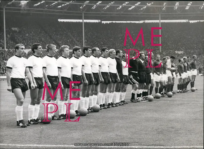 : Rugby - Soccer : Rugby - Soccer
