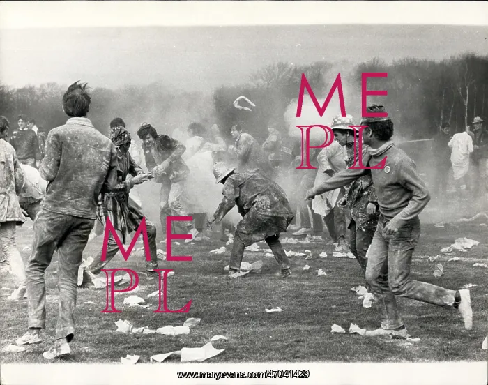 : Rugby - Soccer : Rugby - Soccer