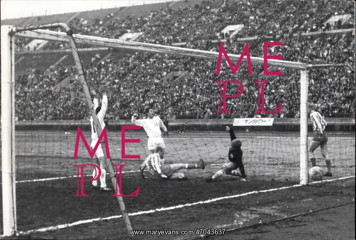 : Rugby - Soccer : Rugby - Soccer