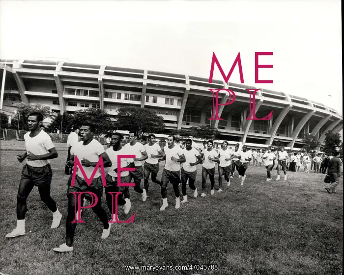 : Rugby - Soccer : Rugby - Soccer