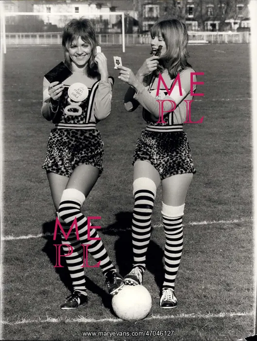 : Rugby - Soccer : Rugby - Soccer