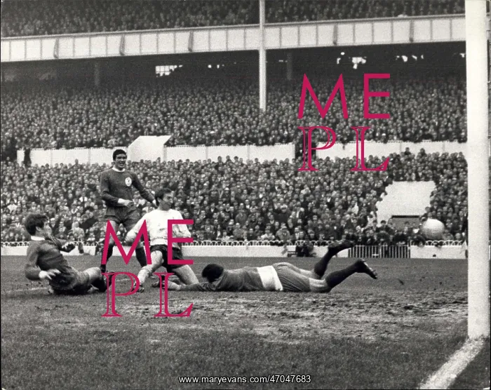 : Rugby - Soccer : Rugby - Soccer