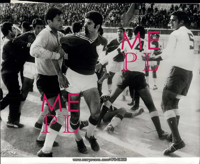 : Rugby - Soccer : Rugby - Soccer