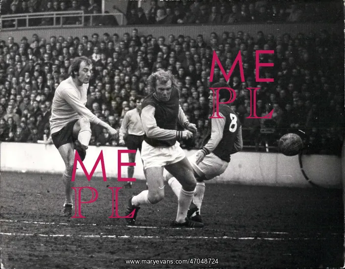 : Rugby - Soccer : Rugby - Soccer