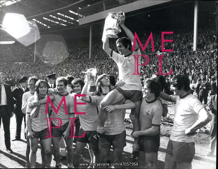 : Rugby - Soccer : Rugby - Soccer