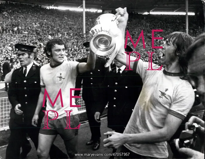 : Rugby - Soccer : Rugby - Soccer