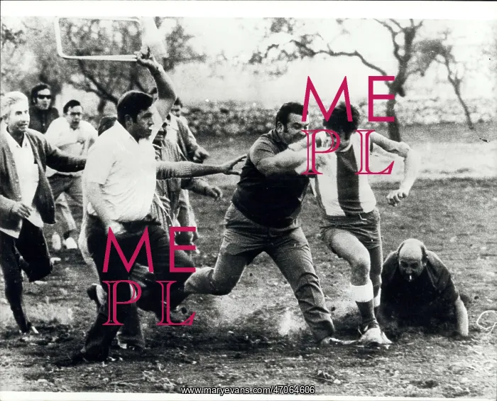 : Rugby - Soccer : Rugby - Soccer