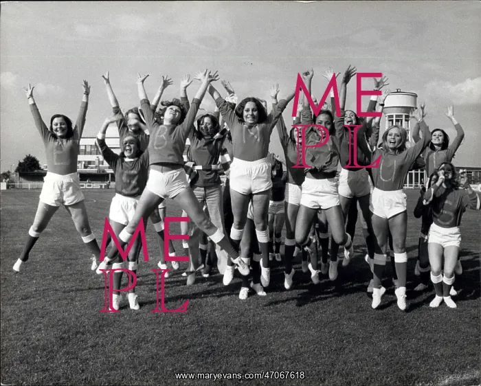 : Rugby - Soccer : Rugby - Soccer