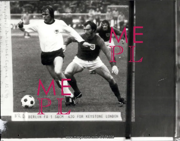 : Rugby - Soccer : Rugby - Soccer
