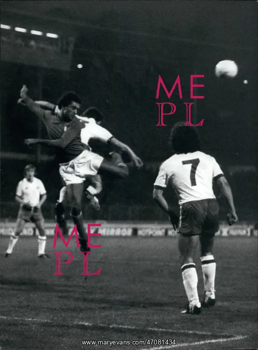 : Rugby - Soccer : Rugby - Soccer
