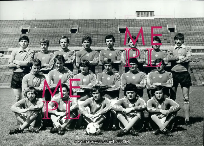 : Rugby - Soccer : Rugby - Soccer