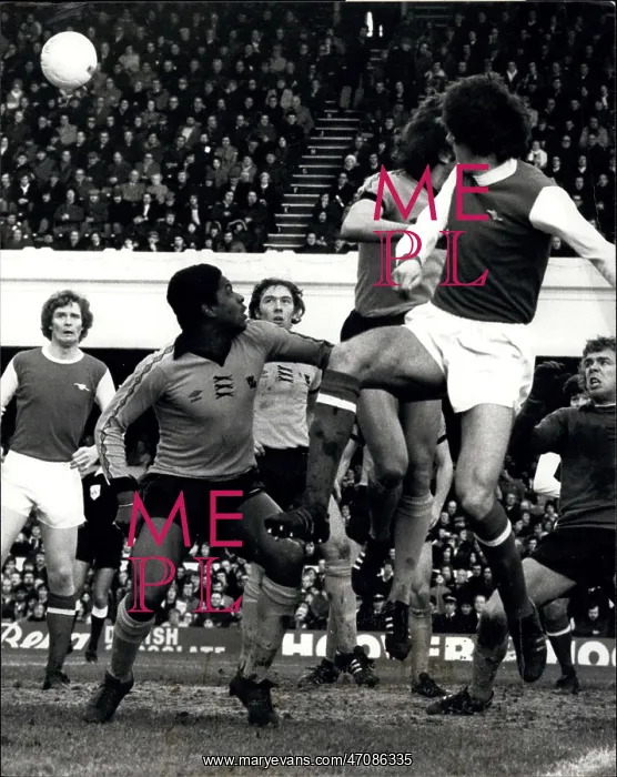 : Rugby - Soccer : Rugby - Soccer