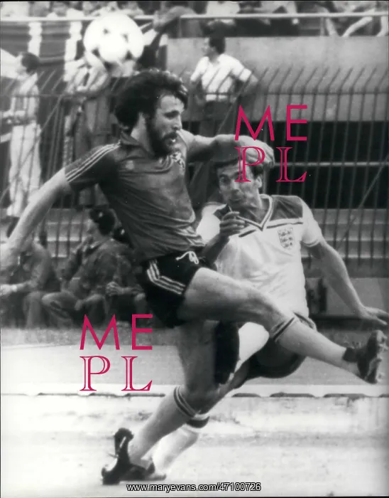 : Rugby - Soccer : Rugby - Soccer