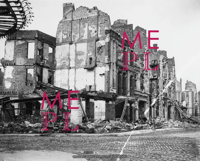 : Ruins of Arras 1917 : Ruins of Arras 1917