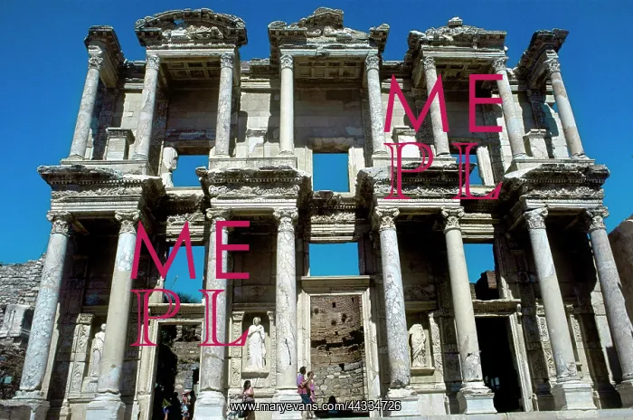 : Ruins of the Celso Library : Ruins of the Celso Library