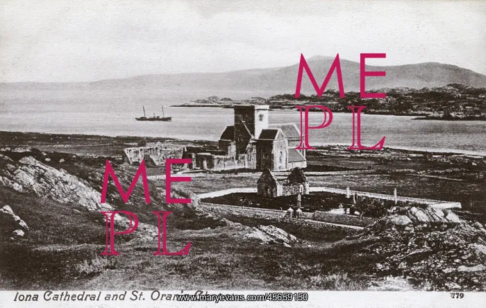 : Ruins of Iona Cathedral and Oran's Chapel : Ruins of Iona Cathedral and Oran's Chapel