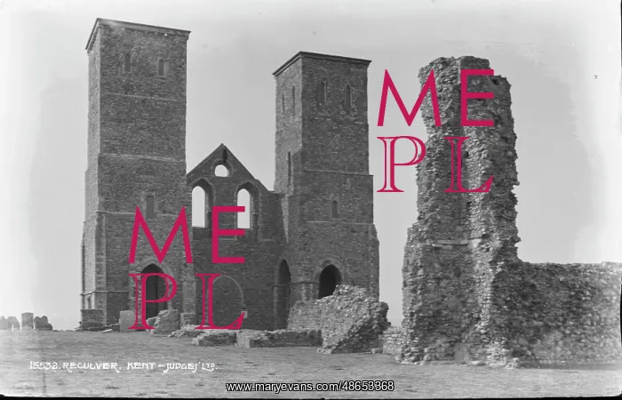 : Ruins of Reculver Towers : Ruins of Reculver Towers
