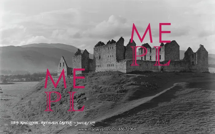 : Ruins of Ruthven Castle : Ruins of Ruthven Castle