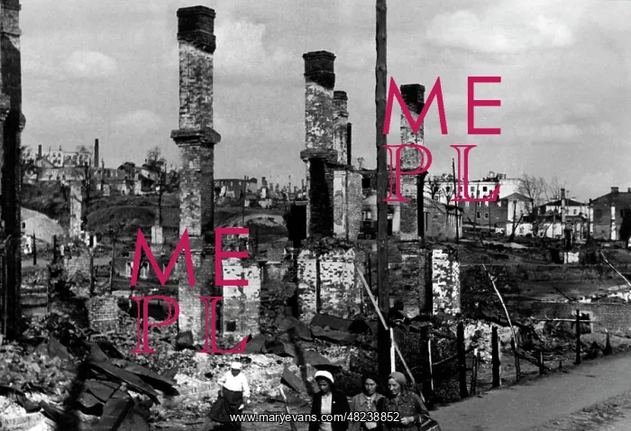 : Ruins of Smolensk after taking the city, 1941 : Ruins of Smolensk after taking the city, 1941