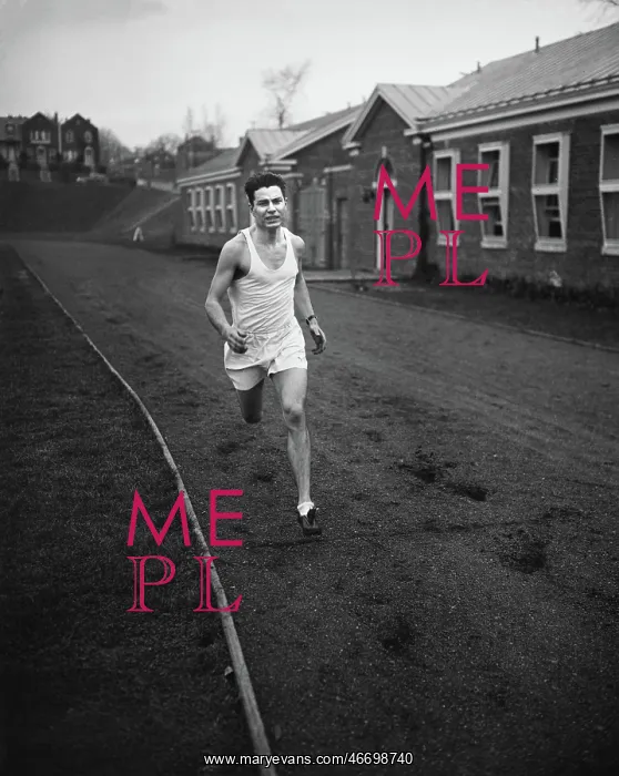 : Running - Track - Sports : Running - Track - Sports
