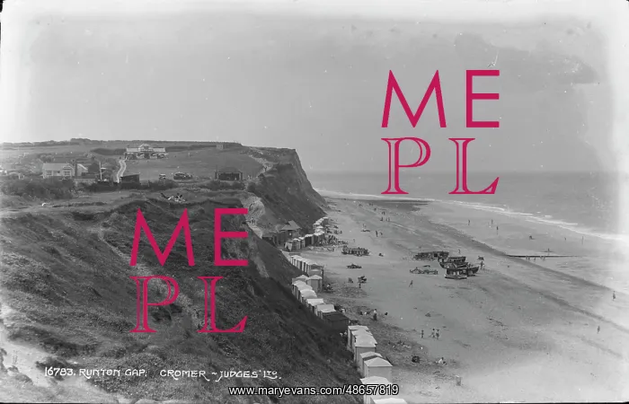 : Runton Gap, Cromer : Runton Gap, Cromer