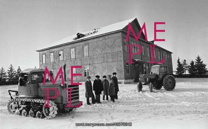 : Rural school in Siberia : Rural school in Siberia