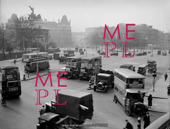  : Rush hour traffic, Hyde Park Corner, London