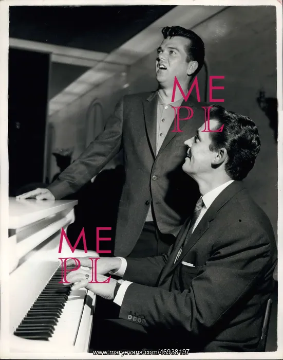 : Russ Conway, pianist, and Conway Twitty, singer : Russ Conway, pianist, and Conway Twitty, singer