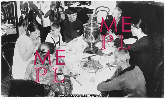 : RUSSIA / DAY IN LIFE, 1931 : RUSSIA / DAY IN LIFE, 1931