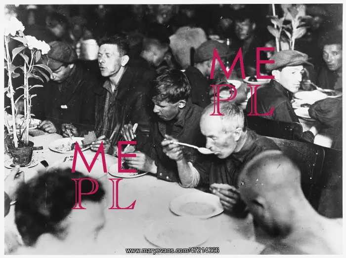 : RUSSIA / DAY IN LIFE, 1931 : RUSSIA / DAY IN LIFE, 1931