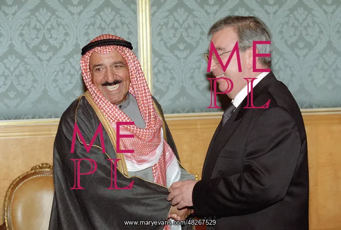 : Russia Prime Minister Primakov and Kuwait Foreign : Russia Prime Minister Primakov and Kuwait Foreign
